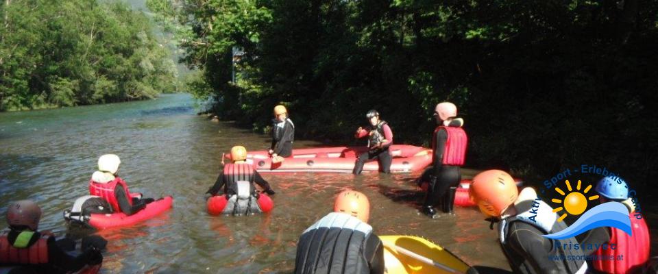 In die Boote - fertig los am 15. Mai war es wieder so weit